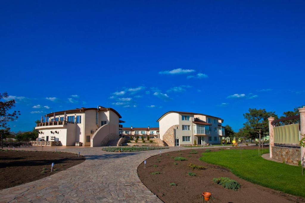 Elizium Park Hotel Kobleve Exterior foto